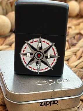 Zippo VTG Matte Black Compass Design